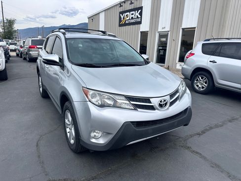 Used 2013 Toyota RAV4 XLE AWD/4WD image 1