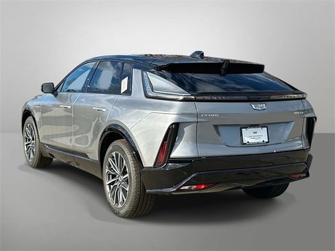 Used 2026 Cadillac Lyriq Premium Sport image 16