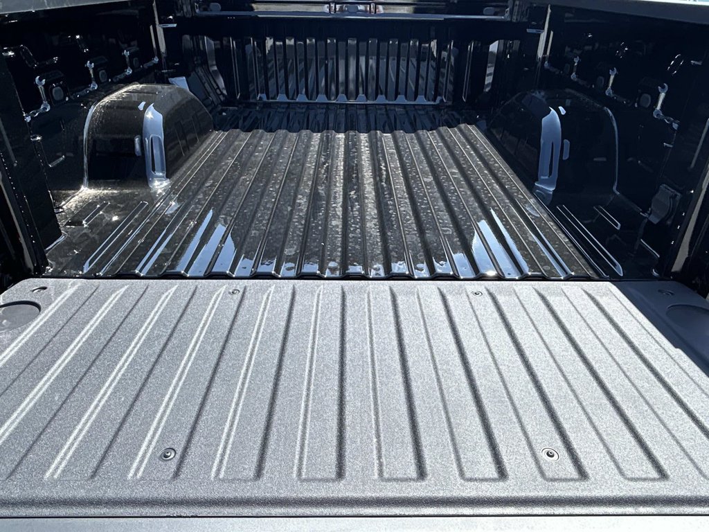 New 2026 Chevrolet Silverado 1500 RST AWD/4WD image 10