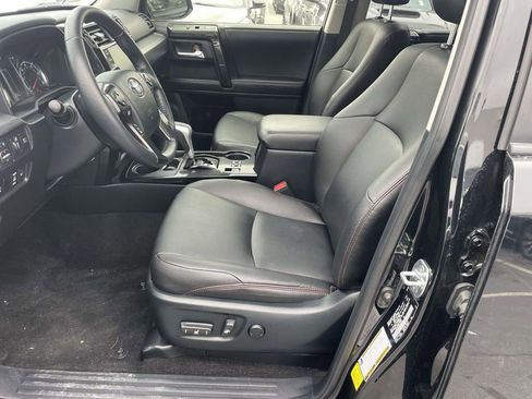 Used 2023 Toyota 4Runner TRD Off-Road Premium image 29