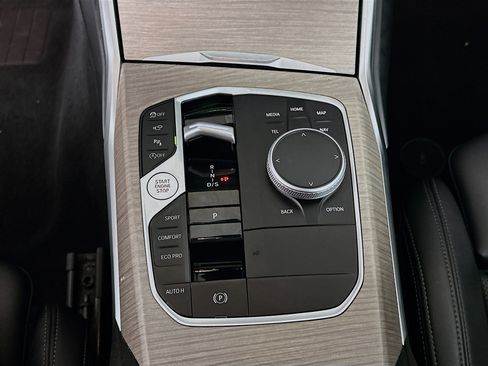 Used 2025 BMW 330i 330i image 24