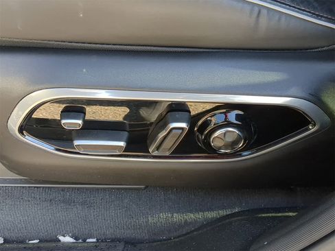 Used 2023 Jeep Grand Cherokee L Summit image 24