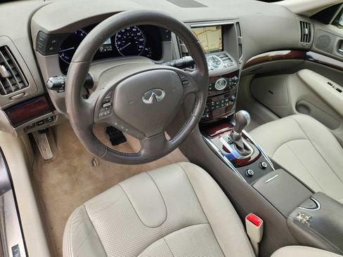Used 2012 INFINITI G37 Journey w/ Premium Pkg RWD image 2