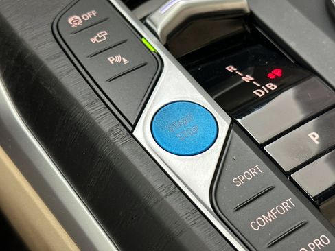 Certified 2023 BMW i4 eDrive40 RWD image 16