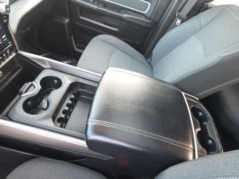 Used 2019 RAM 3500 Big Horn image 29