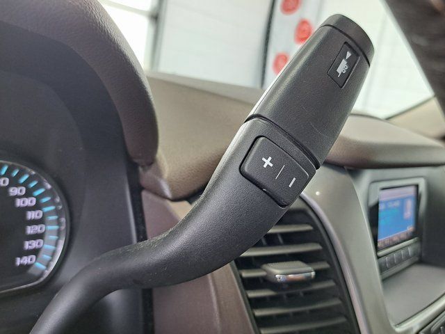 Used 2015 Chevrolet Suburban LS RWD image 11