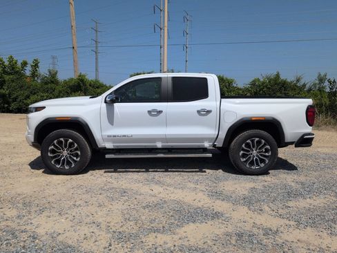 New 2026 GMC Canyon Denali AWD/4WD image 2