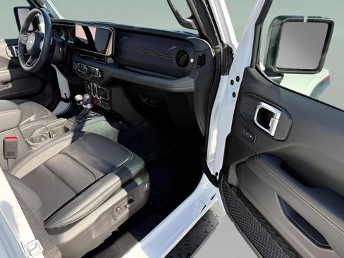 Used 2024 Jeep Wrangler Unlimited Rubicon 392 AWD/4WD image 14