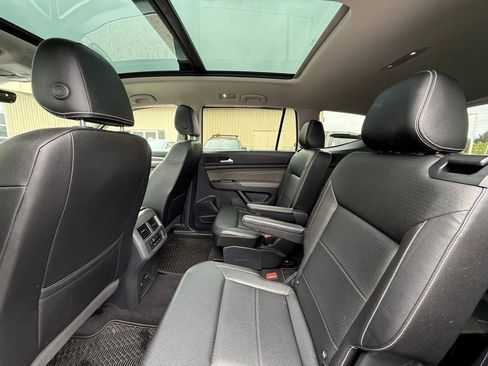 Used 2022 Volkswagen Atlas SEL AWD/4WD image 5
