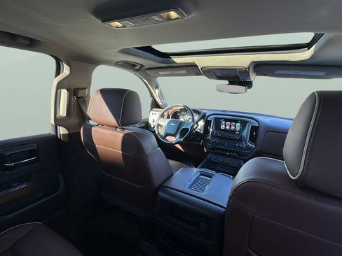 Used 2019 Chevrolet Silverado 3500 High Country w/ Duramax Plus Package image 34