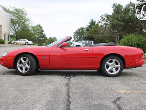 Used 2000 Jaguar XK8 Convertible RWD image 22