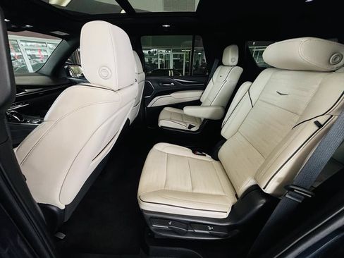Used 2023 Cadillac Escalade Sport w/ Touring Package AWD/4WD image 35