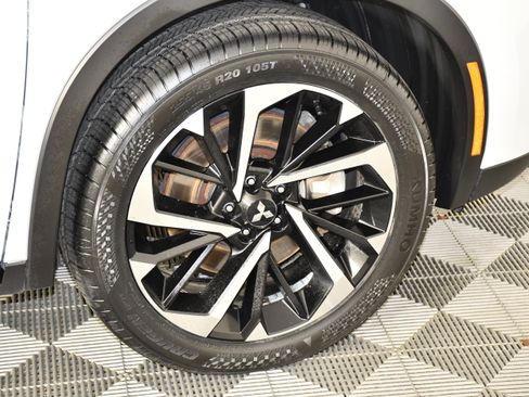 Used 2022 Mitsubishi Outlander SE AWD/4WD image 43