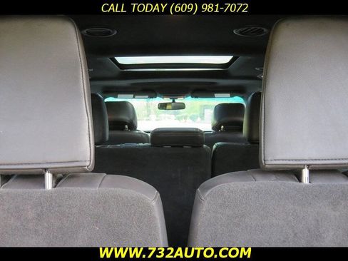 Used 2013 Ford Explorer XLT AWD/4WD image 38