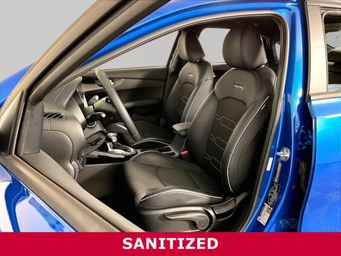 Used 2023 Kia Forte GT-Line w/ GT-Line Technology Package FWD image 20