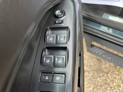Used 2018 Chevrolet Colorado ZR2 AWD/4WD image 25