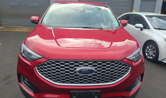 Used 2024 Ford Edge SEL AWD/4WD image 2