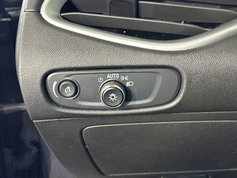 Used 2023 Chevrolet Malibu LT image 19