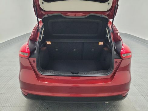 Used 2017 Ford Focus SE FWD image 29