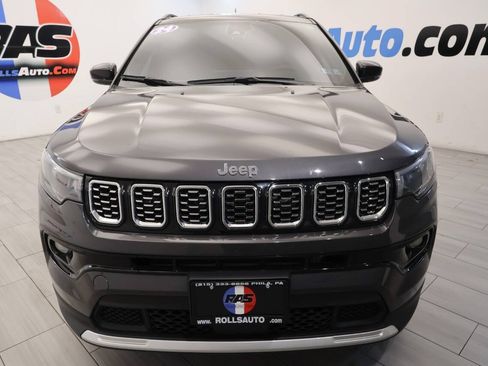 Used 2024 Jeep Compass Limited AWD/4WD image 8