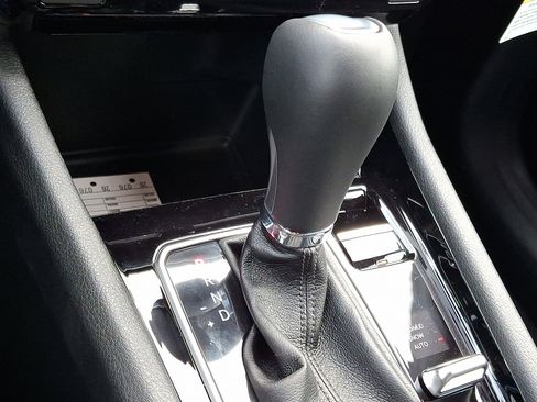 New 2026 Jeep Compass Limited image 11