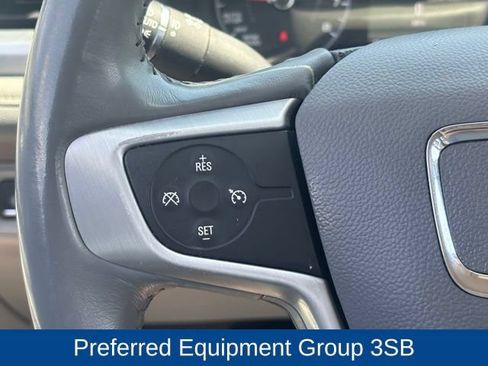 Used 2017 GMC Acadia SLE AWD/4WD image 12