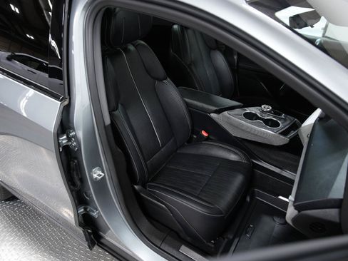 Used 2025 Cadillac Optiq Sport 2 w/ LPO, Floor Liner Package AWD/4WD image 26