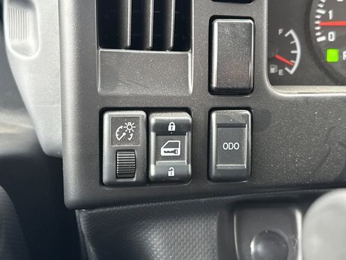 New 2024 Chevrolet Low Cab Forward image 23