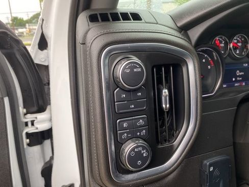 Used 2023 Chevrolet Silverado 2500 LT w/ Convenience Package AWD/4WD image 18