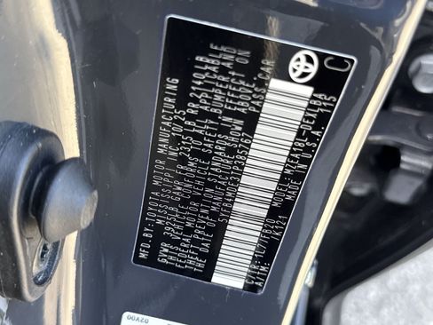 Used 2026 Toyota Corolla LE FWD image 29