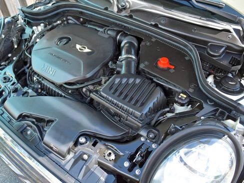 Used 2018 MINI Cooper Cooper 2dr Convertible image 20