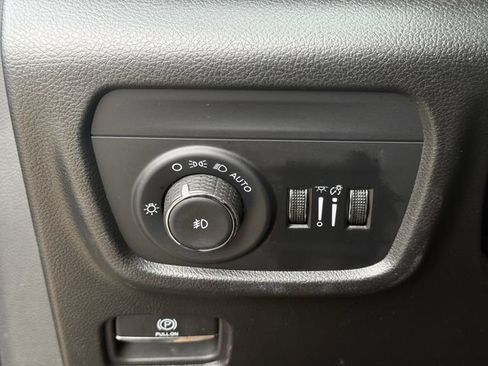 Used 2024 Jeep Grand Cherokee L Limited w/ Luxury Tech Group II AWD/4WD image 24
