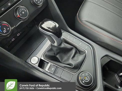 Used 2024 Volkswagen Tiguan Wolfsburg Edition AWD/4WD image 27