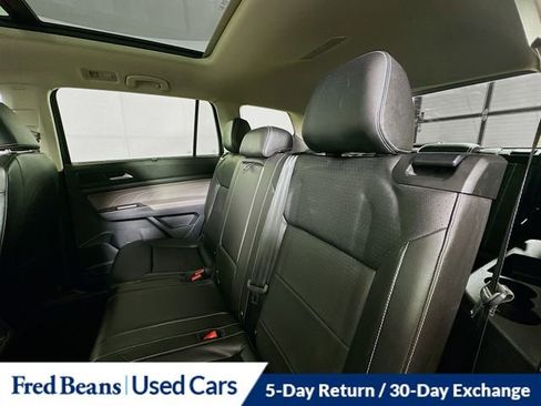 Used 2023 Volkswagen Atlas SE w/ Panoramic Sunroof Package image 25