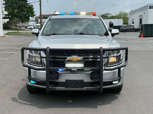 Used 2019 Chevrolet Tahoe 2WD w/ Remote Keyless Entry Package image 1