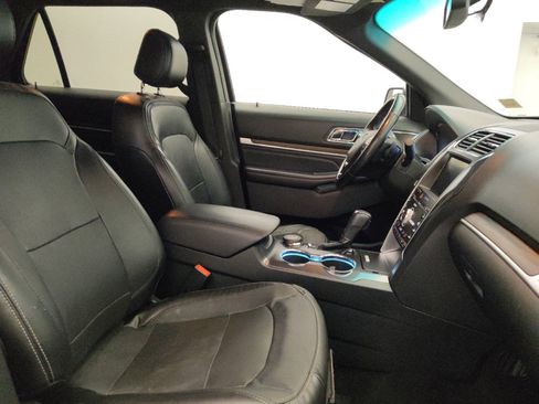 Used 2016 Ford Explorer Limited AWD/4WD image 21