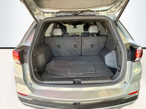 Used 2023 Chevrolet Equinox RS w/ RS Leather Package AWD/4WD image 28