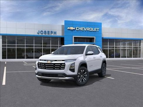 New 2026 Chevrolet Equinox LT FWD image 9