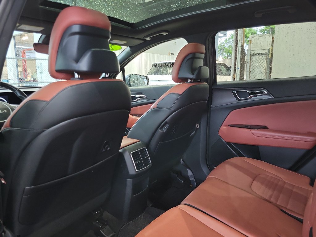 Certified 2023 Kia Sportage SX FWD image 15