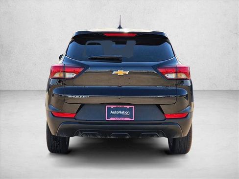 Used 2023 Chevrolet TrailBlazer LS image 7