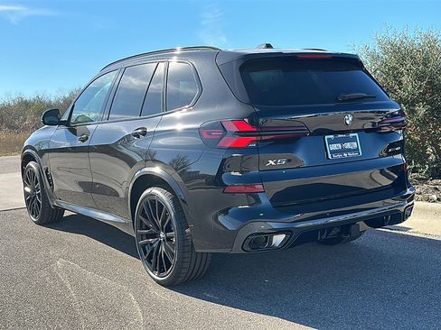 New 2026 BMW X5 xDrive40i w/ M Sport Package image 6