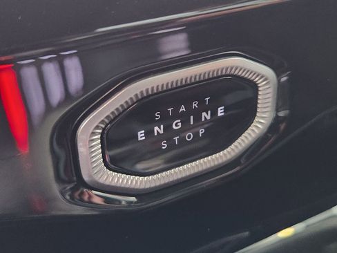 New 2026 Jeep Grand Cherokee L Summit AWD/4WD image 17