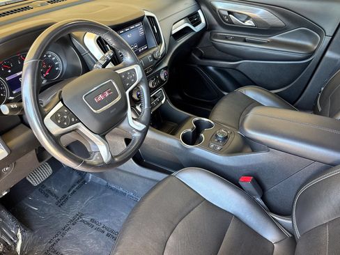 Certified 2022 GMC Terrain SLT AWD/4WD image 10