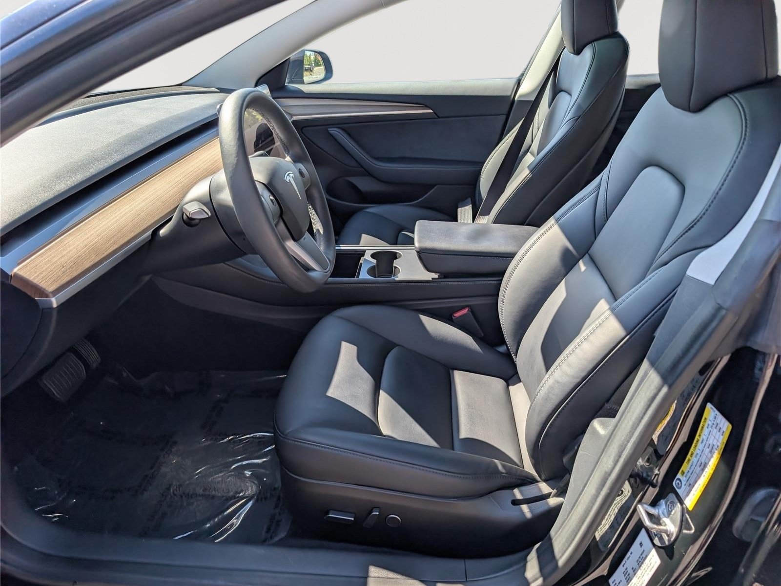 Used 2023 Tesla Model 3 Standard Range RWD image 15