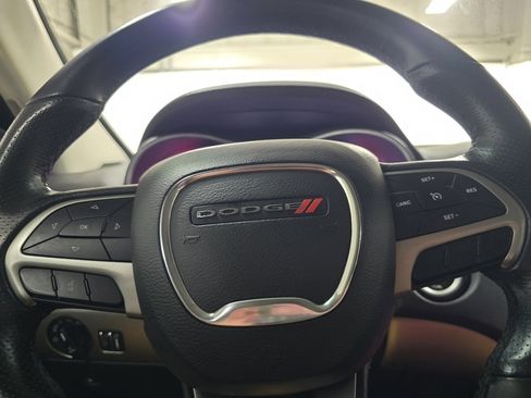 Used 2019 Dodge Durango SXT image 23