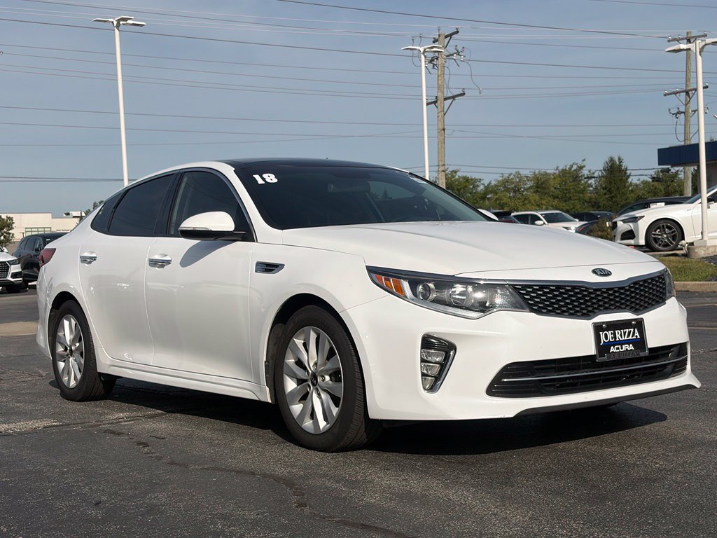 Used 2018 Kia Optima S w/ Panoramic Sunroof Package FWD image 4