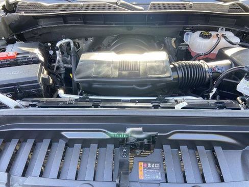 Used 2025 GMC Sierra 1500 SLT w/ SLT Premium Package image 25