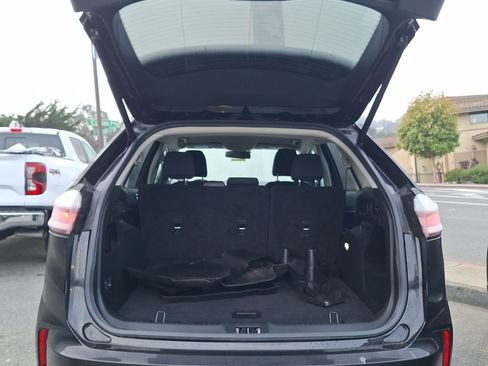 Certified 2024 Ford Edge SEL w/ Convenience Package image 6