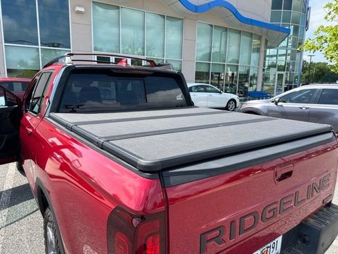 Used 2025 Honda Ridgeline TrailSport image 6