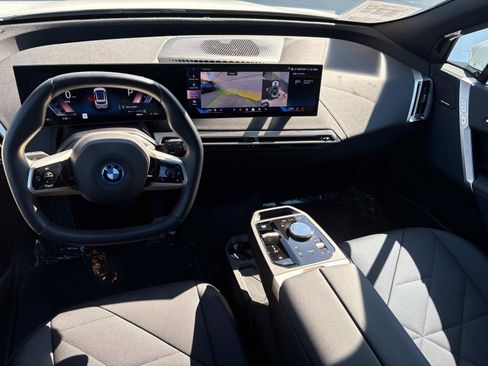 Certified 2025 BMW iX xDrive50 image 10